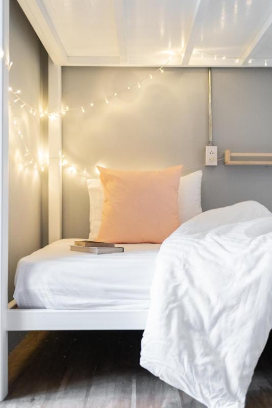 Better Moon Guesthouse Bangkok Bagian luar foto